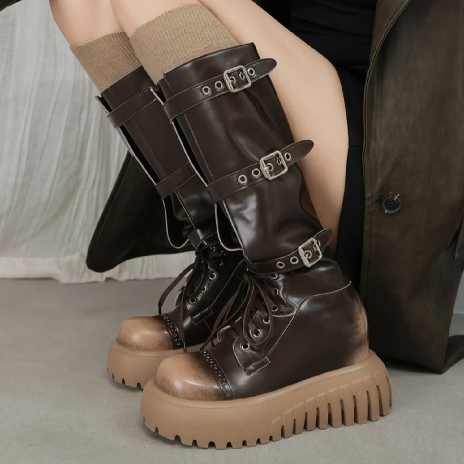 2027 Cow Split Skin Round Toe  - огляд і ціна Riding Boot Short